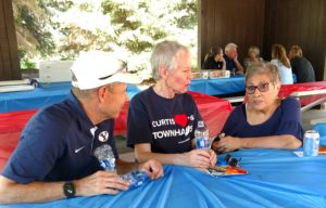 Candidate meets with constituents